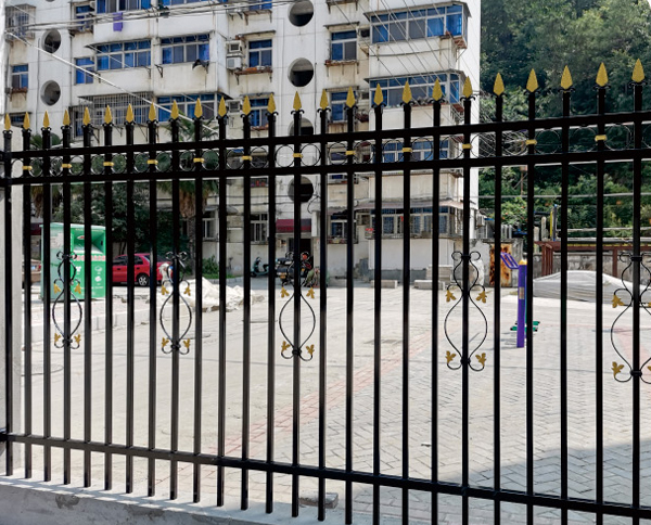 十堰鐵藝護(hù)欄的維護(hù)常識是什么？